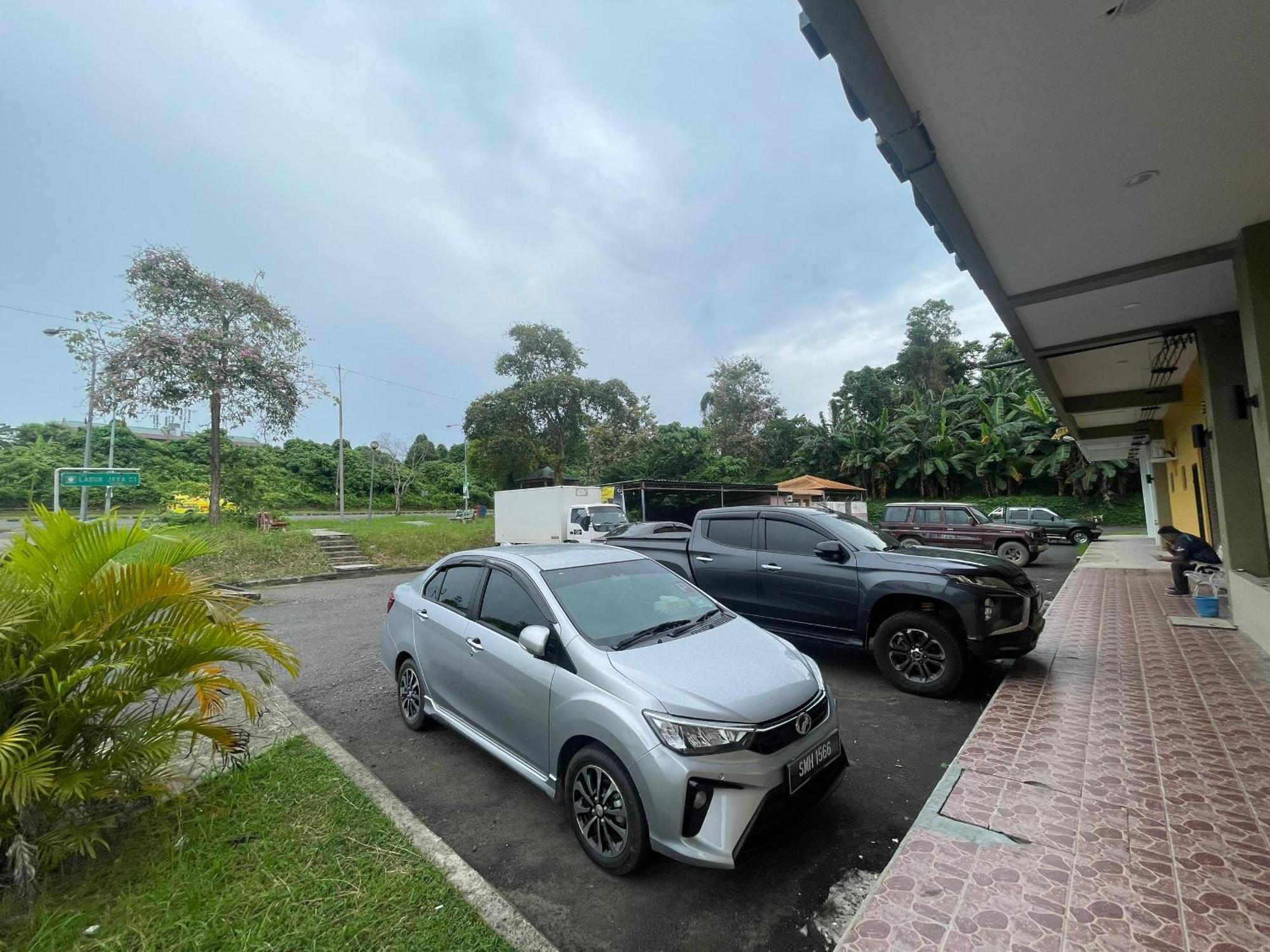 The Hotel Sandakan Exterior foto